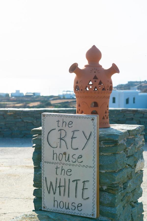 Grey House Villa Exámbela Buitenkant foto